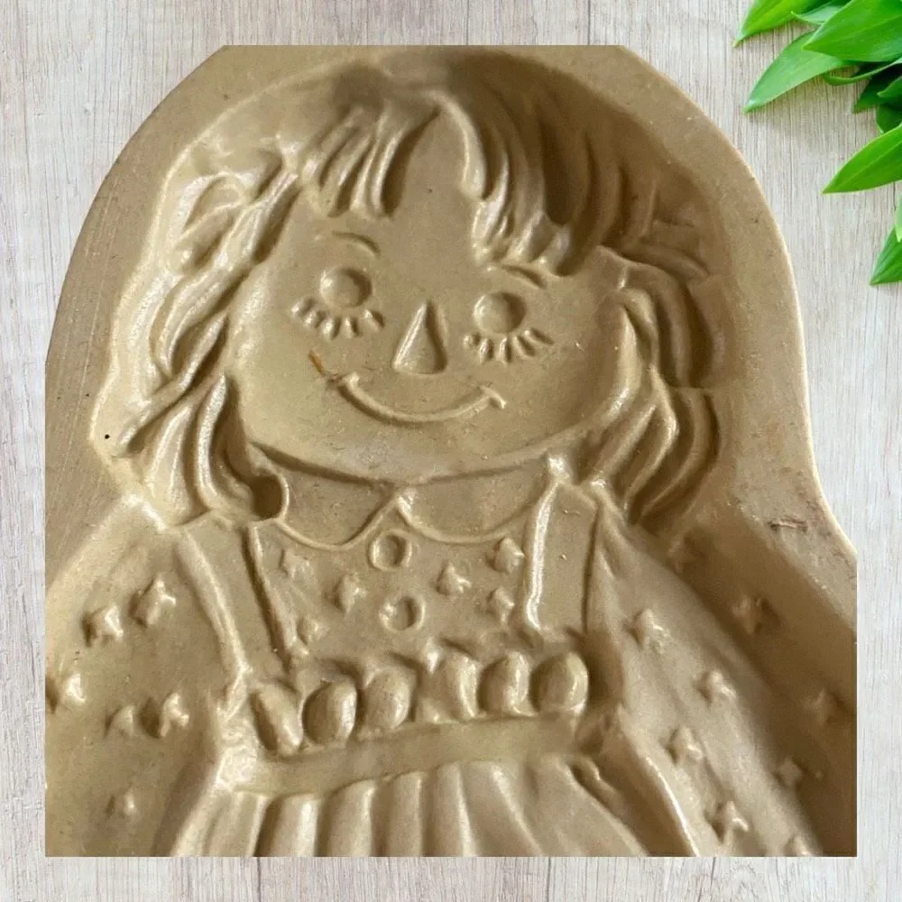Brown Bag Cookie Art - Raggedy Ann Mold